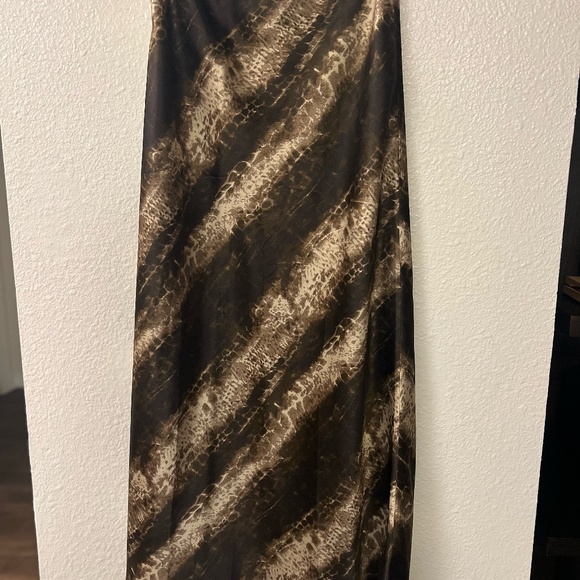 Reformation Layla Silk Skirt | Size 4P | Anaconda - Picture 3 of 8